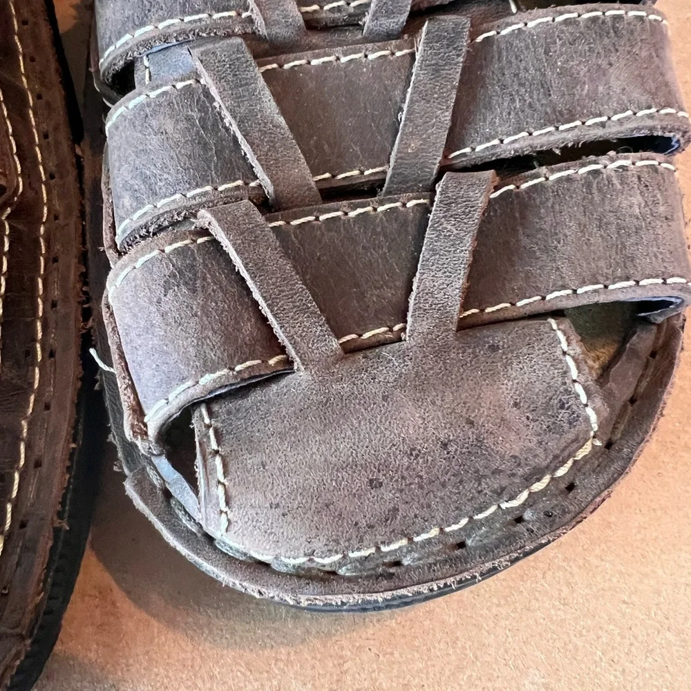 Naot Men’s Fisherman Sandals in Brown size 47(USA 14)